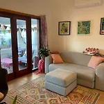 Tamarama Beach Retreat